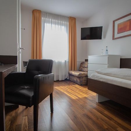 מאנהיים Hotel Goldene Gans מראה חיצוני תמונה