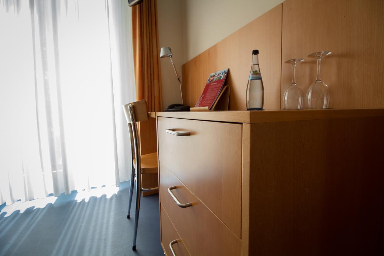 מאנהיים Hotel Goldene Gans מראה חיצוני תמונה