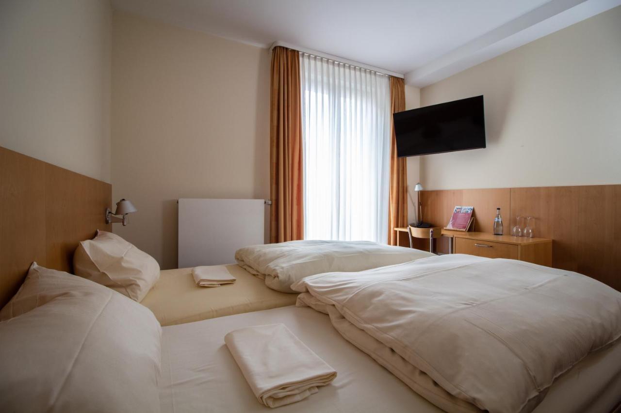 מאנהיים Hotel Goldene Gans מראה חיצוני תמונה